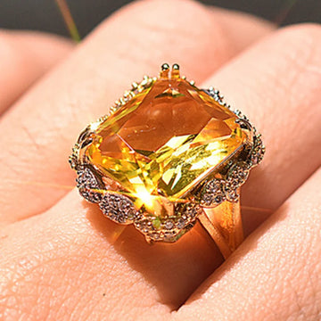 Milangirl Square Cyrstal Engagement Ring Women Champagne Big Zircon Rings For Women Vintage Jewelry yellow Rings Gifts