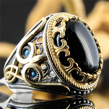 Retro Punk Hollow Out Black Oval Natural Stone Crystal Finger Ring for Men Party Wedding Engagement Jewelry