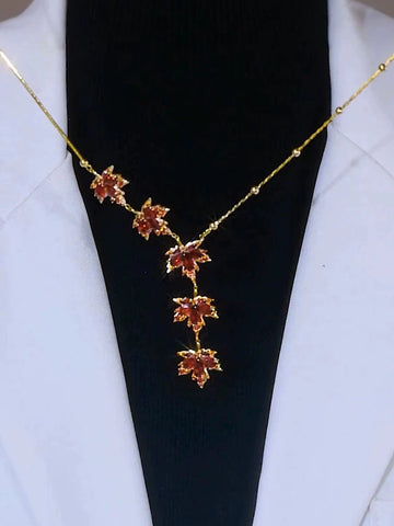 Autumn and Winter New Fancy Maple Leaf Female Pendant Necklace