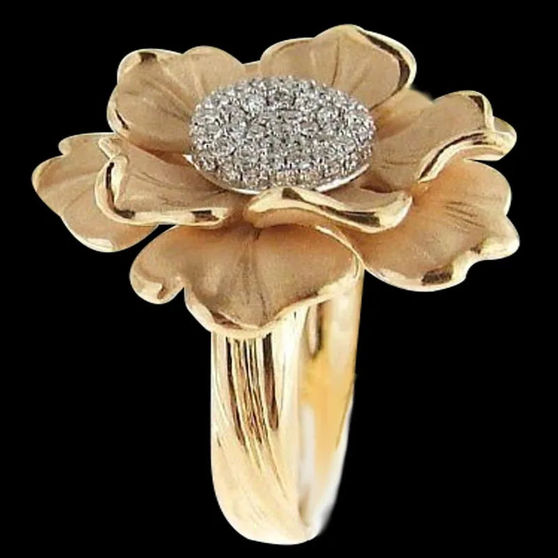 Gold-Plated Stainless Steel Ring For Women Fashion Personality Large Flower Finger Ring Female Engagement Jewelry