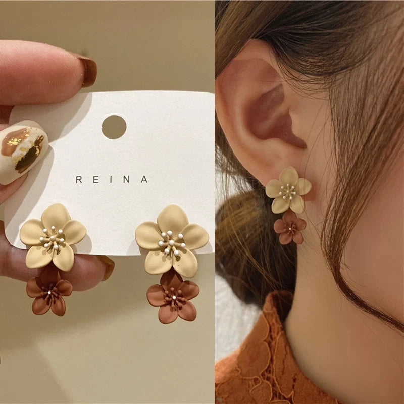 Simple Coffee Flower Drop Dangle Earrings for Women New Korean Fashion Jewelry Wedding Party Girl Elegant Jewelry Accessories