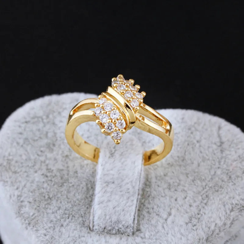 100% 14K Gold Diamond Charm Lady Rings for Women Bohemia Engagement Irregular Aros Mujer Oreja 14 K Gold Jewelry