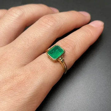 Solid 925 Silver Gemstone Ring for Engagement 7mm*9mm Man Mad Emerald Color Crystal Ring with 3 Layers 18K Gold Plating